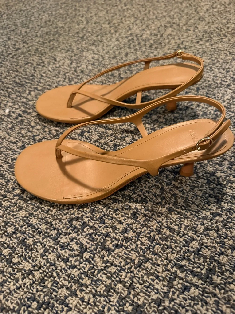 Tan Leather Slingback Thong Kitten Heels Sandals